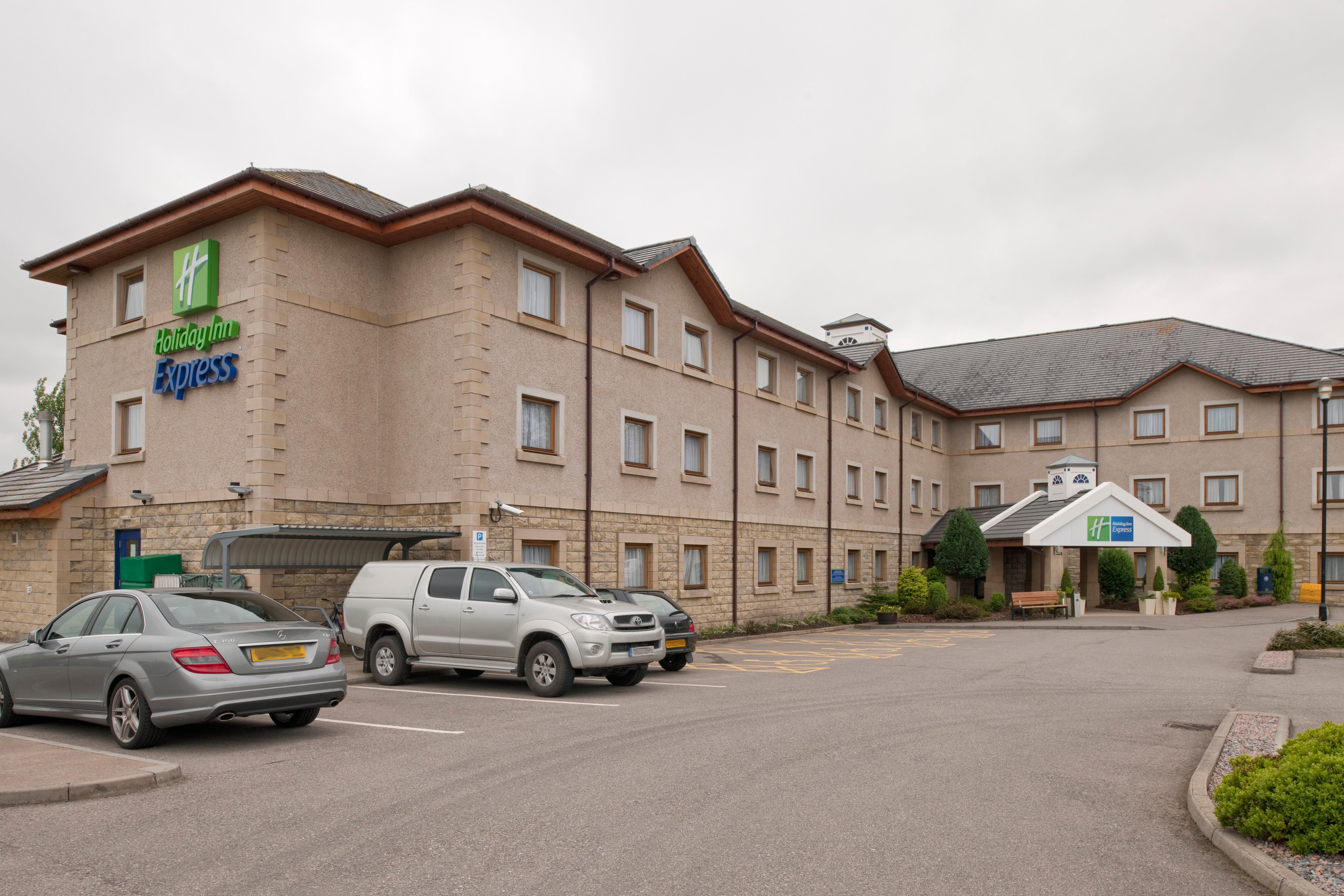 Holiday Inn Express Inverness By Ihg Exterior foto