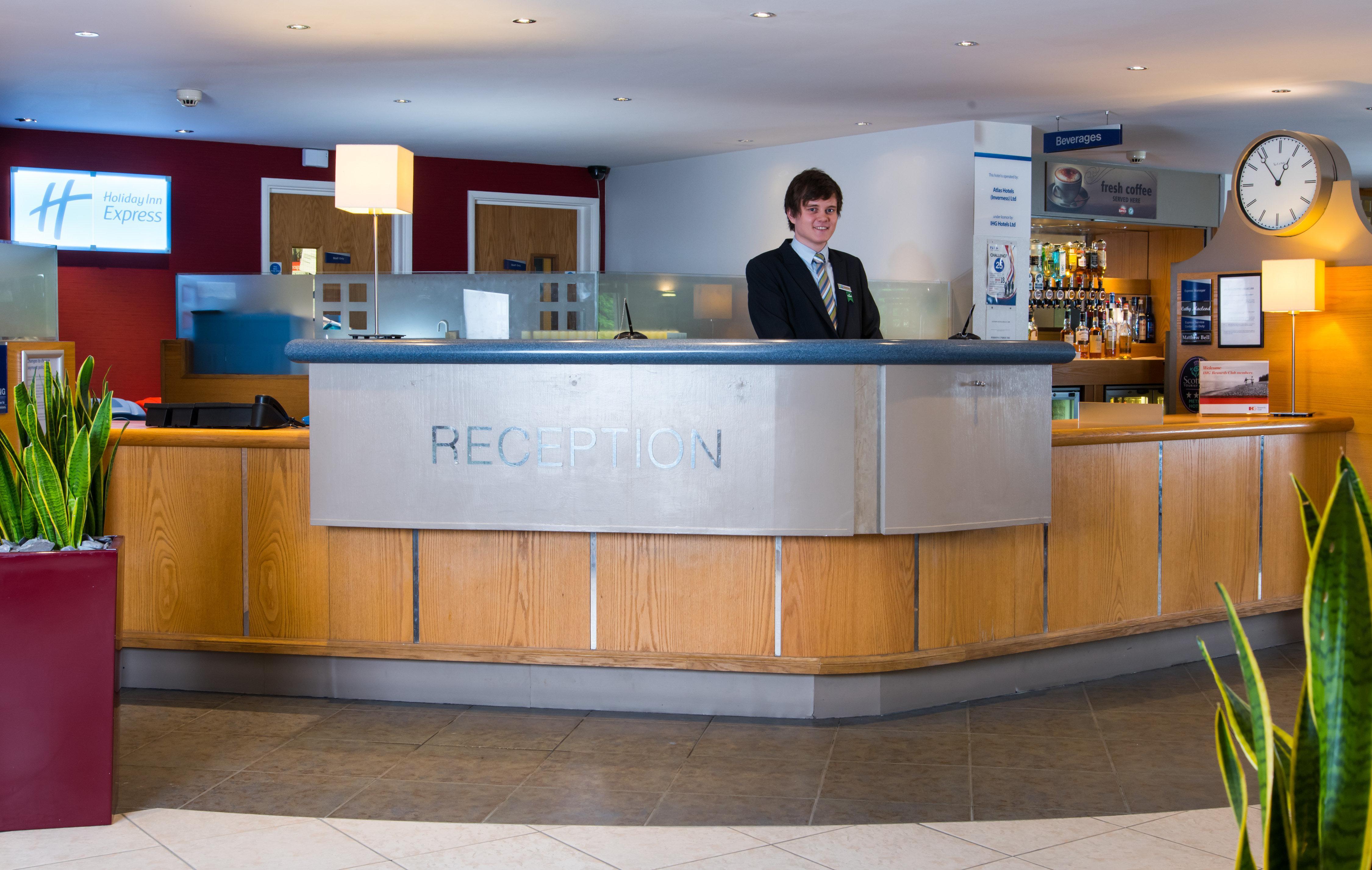 Holiday Inn Express Inverness By Ihg Exterior foto