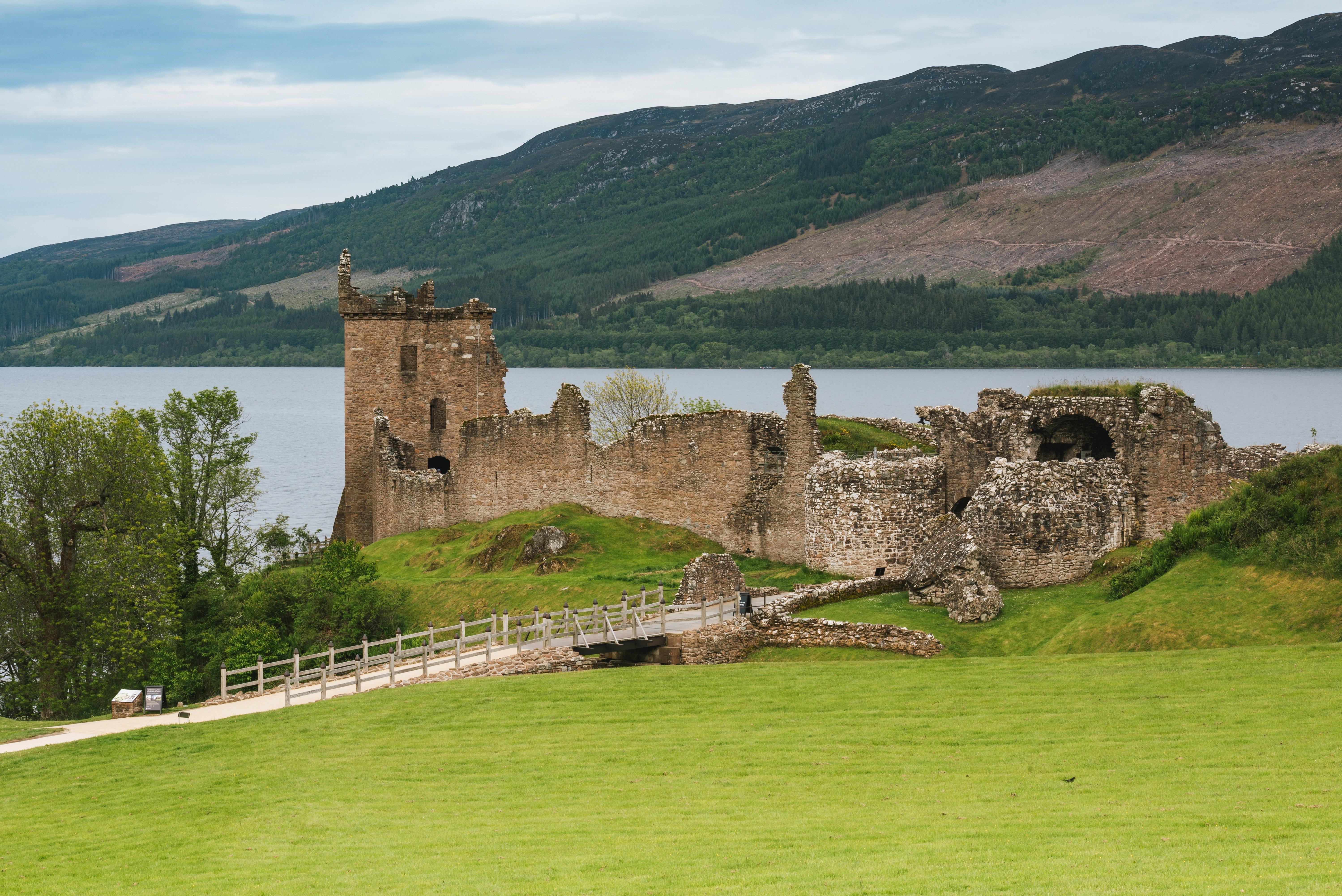 Holiday Inn Express Inverness By Ihg Exterior foto